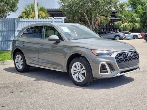 Certified 2024 Audi Q5 2.0T Premium AWD/4WD image 2