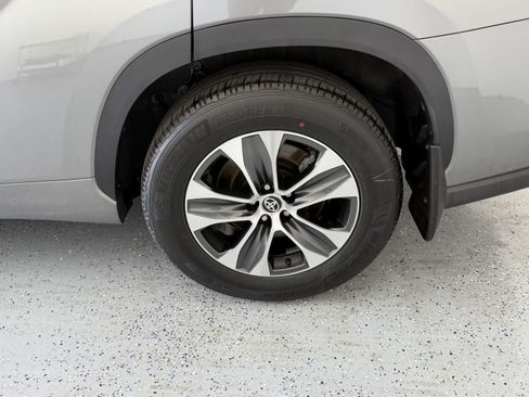 Used 2026 Toyota Highlander XLE AWD/4WD image 26
