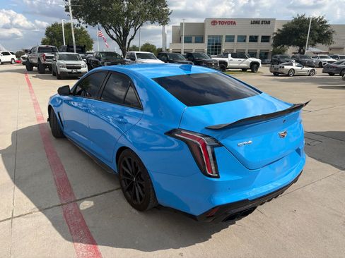 Used 2022 Cadillac CT4 V Blackwing w/ Carbon Fiber 1 Package RWD image 3
