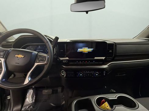 Used 2026 Chevrolet Silverado 1500 LT AWD/4WD image 10