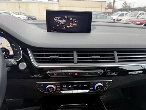 Used 2017 Audi Q7 3.0T Prestige image 28