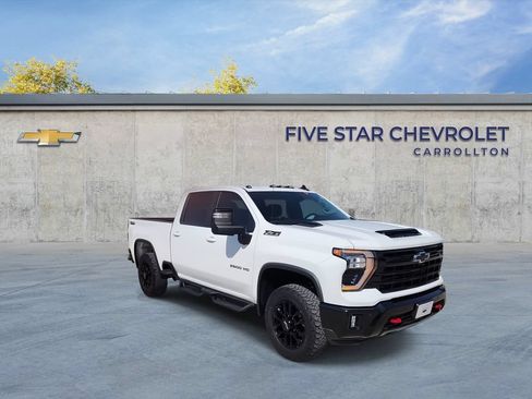 Used 2025 Chevrolet Silverado 2500 LT w/ Trail Boss Package AWD/4WD image 2