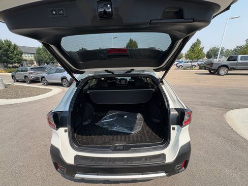 Used 2020 Subaru Outback Limited AWD/4WD image 34