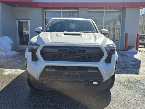 New 2026 Toyota Tacoma TRD Sport image 9