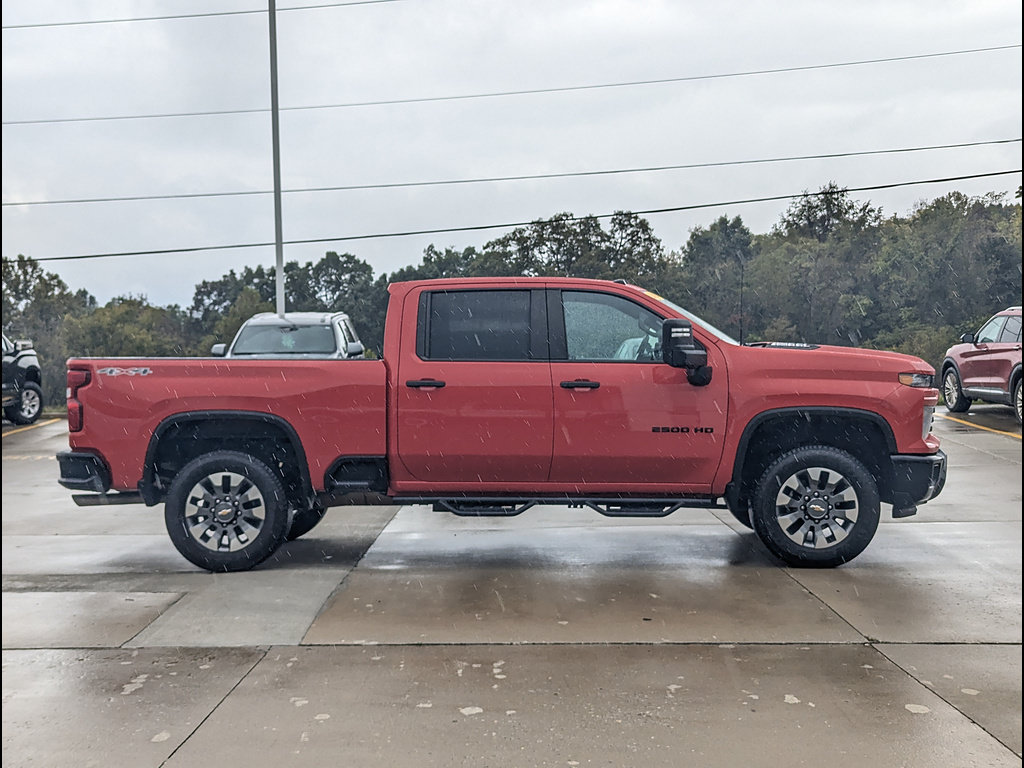 Used 2024 Chevrolet Silverado 2500 Custom w/ Custom Value Package AWD/4WD image 6