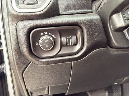 Used 2020 RAM 3500 Laramie AWD/4WD image 24