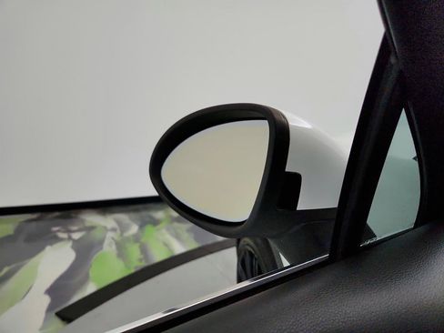 Used 2013 Porsche Cayenne Diesel AWD/4WD image 16