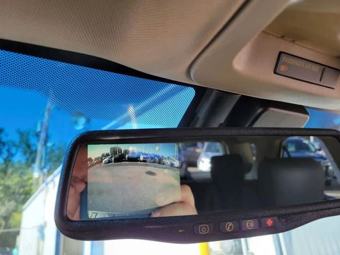 Used 2011 Chevrolet Equinox LT w/ Driver Convenience Package image 31