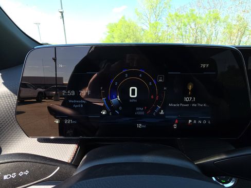 New 2026 Chevrolet Equinox RS w/ Convenience Package III FWD image 16