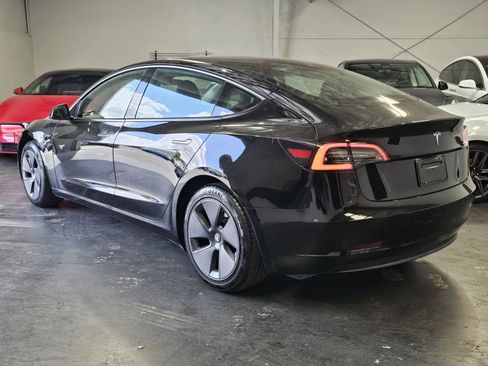 Used 2023 Tesla Model 3 Standard Range RWD image 2
