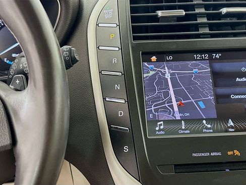 Used 2019 Lincoln MKC Select w/ Select Plus Package AWD/4WD image 27