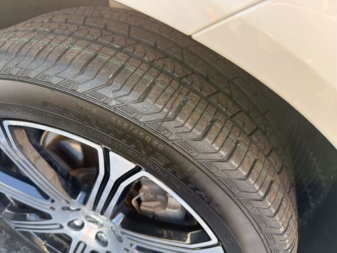 Used 2020 Volvo XC60 T6 Inscription image 5