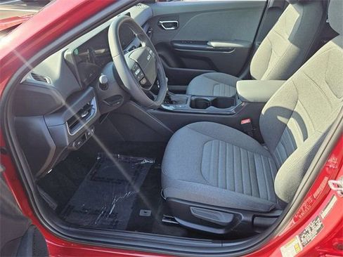 New 2025 Kia K4 EX image 4