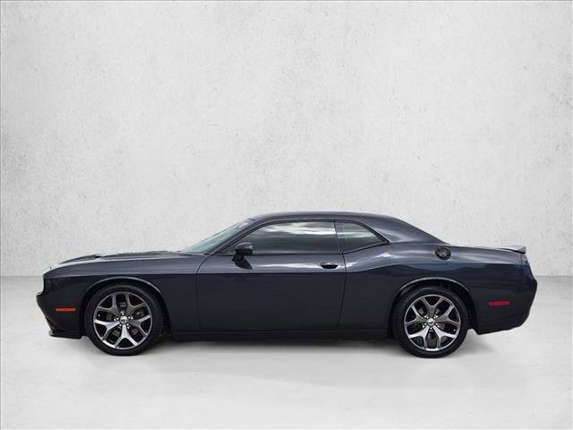 Used 2017 Dodge Challenger SXT RWD image 9