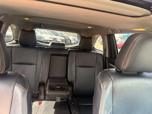 Used 2018 Toyota Highlander XLE image 21