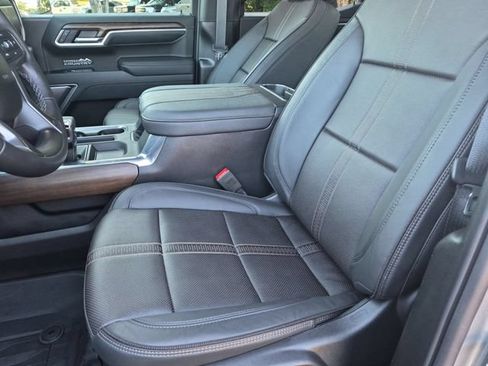 Used 2026 Chevrolet Silverado 1500 High Country AWD/4WD image 15
