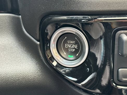 Certified 2023 Chevrolet Silverado 1500 High Country w/ High Country Premium Package AWD/4WD image 30