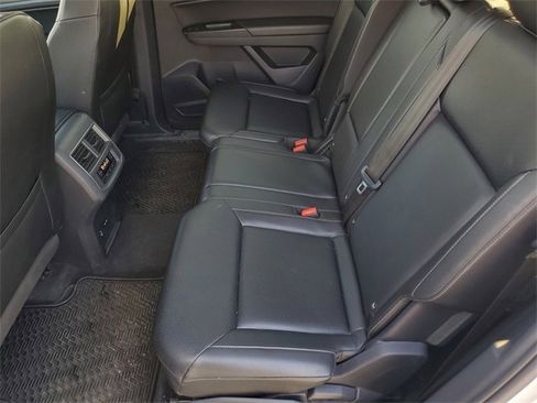 Used 2019 Volkswagen Atlas SEL image 11