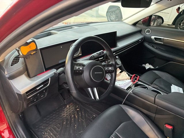 Used 2025 Hyundai Sonata Limited FWD image 5