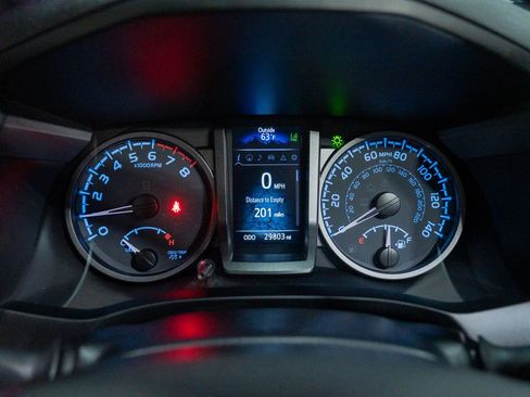 Used 2023 Toyota Tacoma TRD Pro AWD/4WD image 46