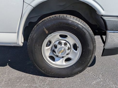 New 2025 Chevrolet Express 3500 w/ Power Convenience Package image 13