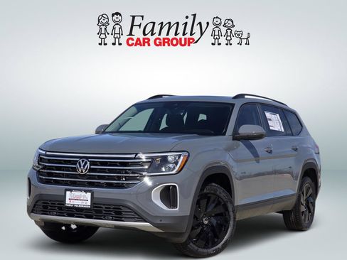 New 2026 Volkswagen Atlas SE FWD image 1