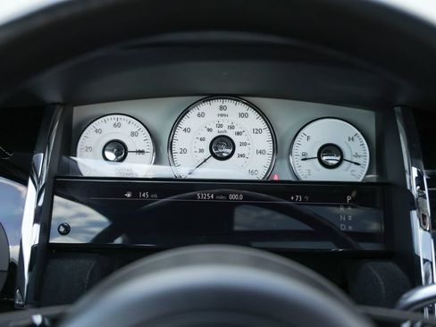 Used 2019 Rolls-Royce Ghost RWD image 13