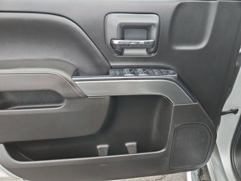 Used 2018 Chevrolet Silverado 1500 LT image 15