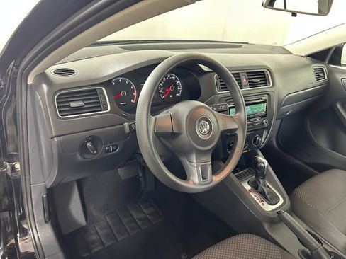 Used 2014 Volkswagen Jetta S image 14