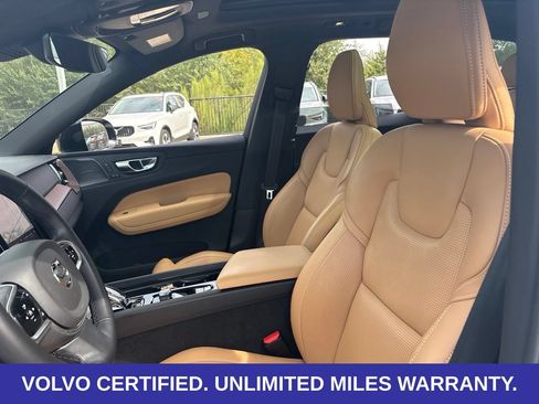 Certified 2025 Volvo XC60 B5 Ultra AWD/4WD image 18