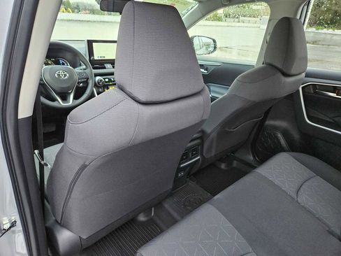 Certified 2025 Toyota RAV4 XLE image 21