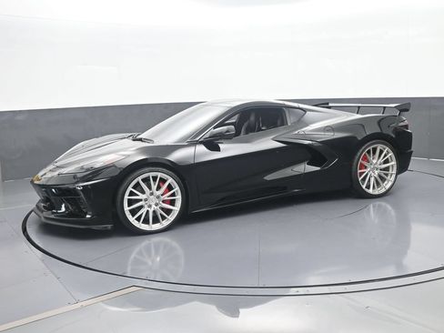 Used 2020 Chevrolet Corvette Stingray Premium Cpe w/ 3LT Preferred Equipment Group RWD image 2