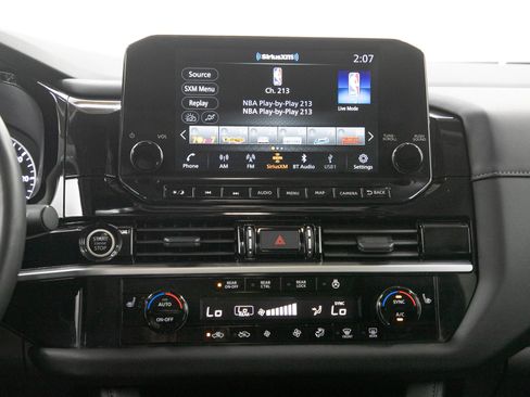 Used 2023 Nissan Pathfinder SL w/ SL Premium Package AWD/4WD image 20