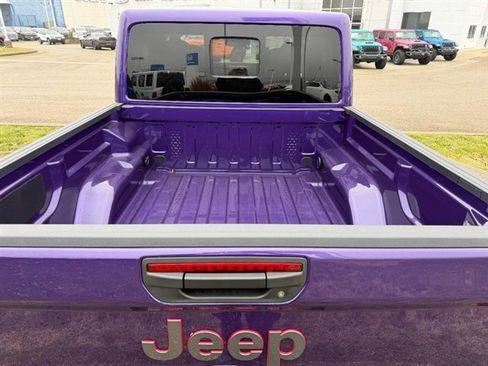 New 2026 Jeep Gladiator Rubicon AWD/4WD image 7