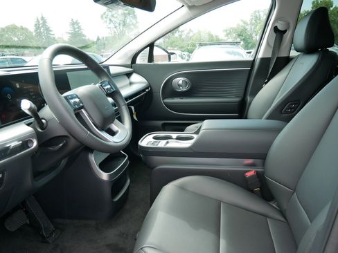 New 2026 Hyundai Ioniq 9 SEL image 6