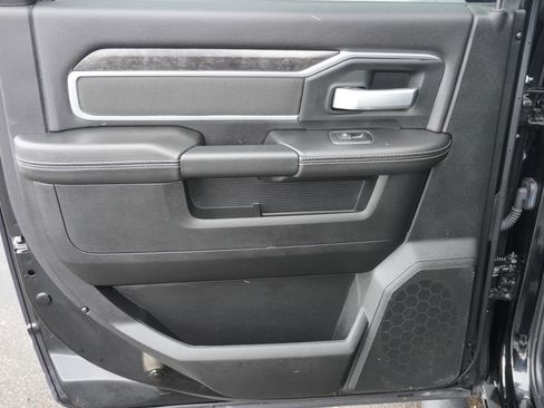 Used 2024 RAM 3500 Big Horn w/ Night Edition image 34