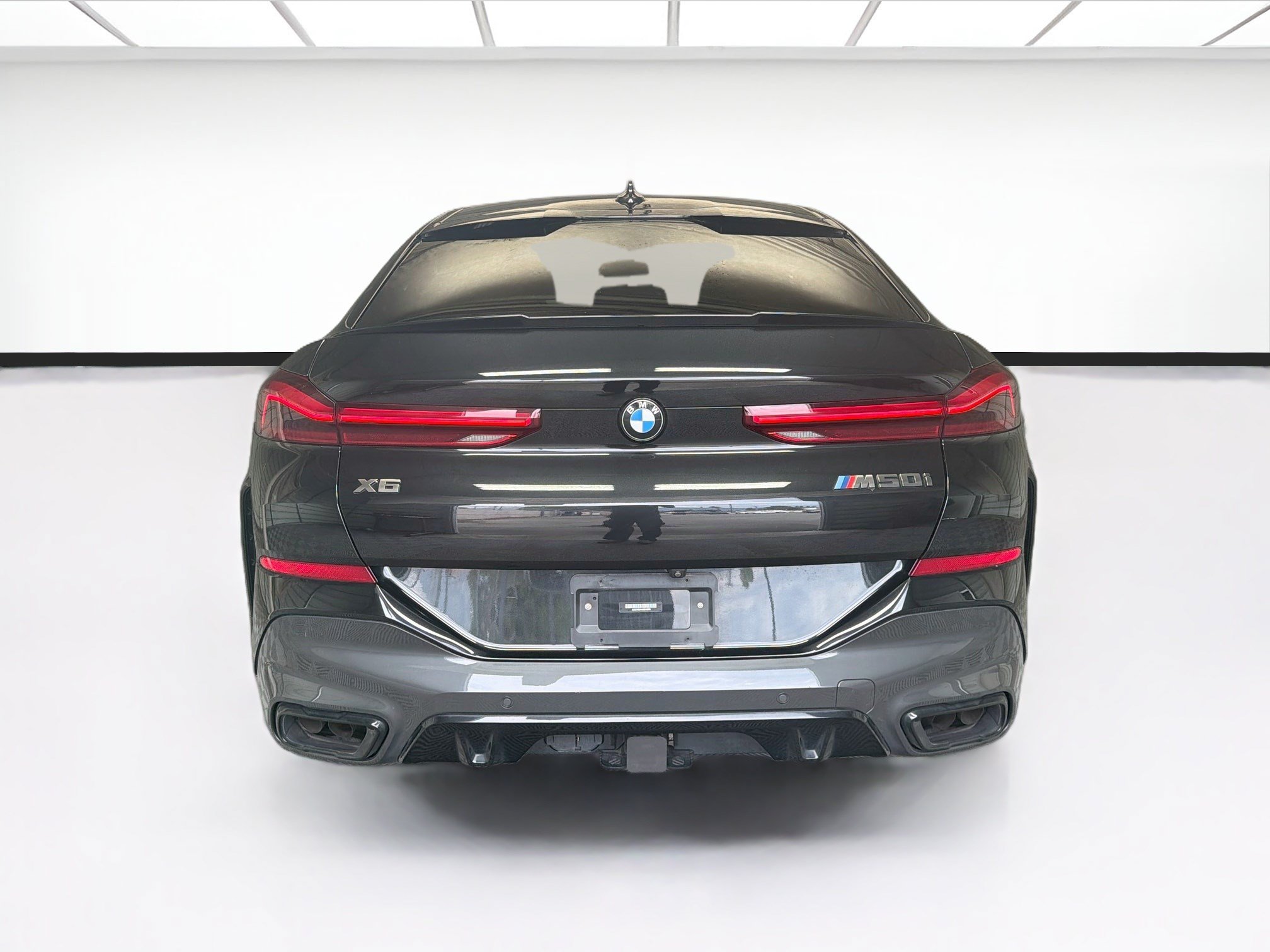 Used 2021 BMW X6 M50i w/ Executive Package AWD/4WD image 5