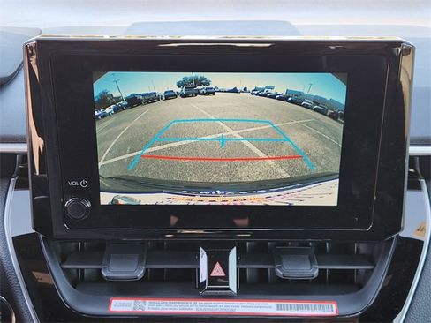 Used 2025 Toyota Corolla SE image 14