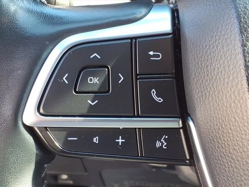 Used 2021 Toyota Highlander XSE image 24