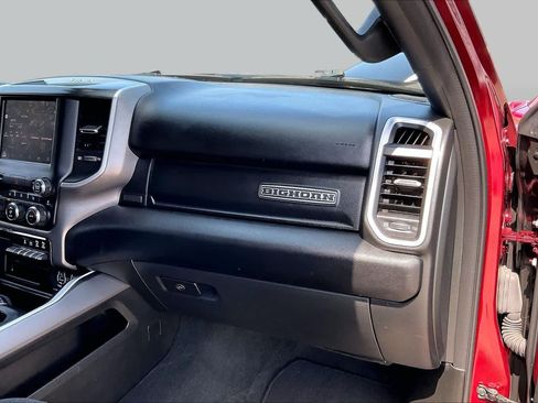 Used 2022 RAM 1500 Big Horn AWD/4WD image 17
