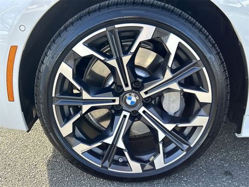Used 2025 BMW 330i xDrive 330i xDrive w/ M Sport Package image 10