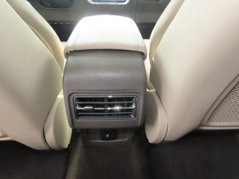 Used 2024 Lincoln Corsair Reserve FWD image 20