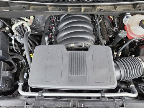 Used 2025 Cadillac Escalade Sport AWD/4WD image 32