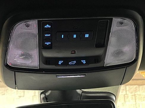 Used 2022 Dodge Durango GT AWD/4WD image 39