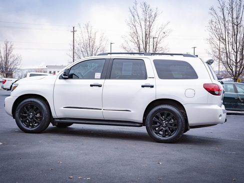 Used 2021 Toyota Sequoia Nightshade image 9