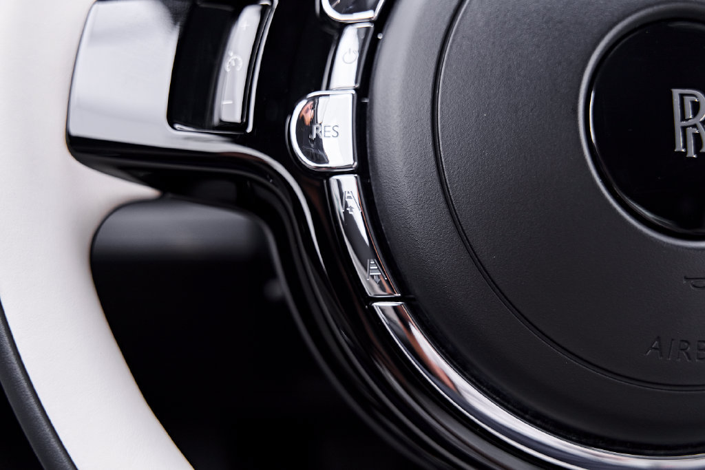 Used 2020 Rolls-Royce Wraith RWD image 60