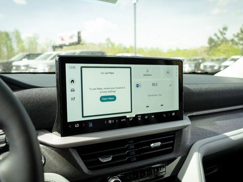 New 2026 Ford Explorer Platinum image 40