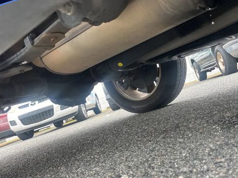 Used 2018 Ford F150 Platinum w/ Equipment Group 701A Luxury image 17