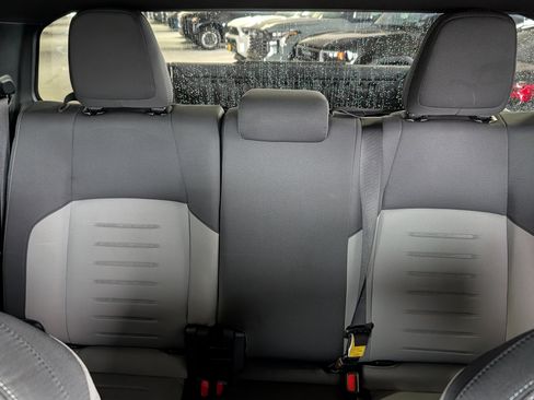 Certified 2024 Toyota Tacoma TRD Off-Road AWD/4WD image 14