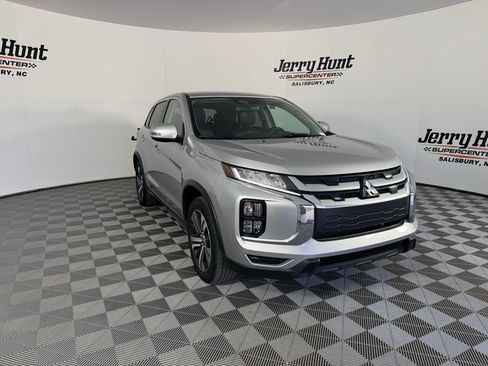 Used 2024 Mitsubishi Outlander Sport SE image 7